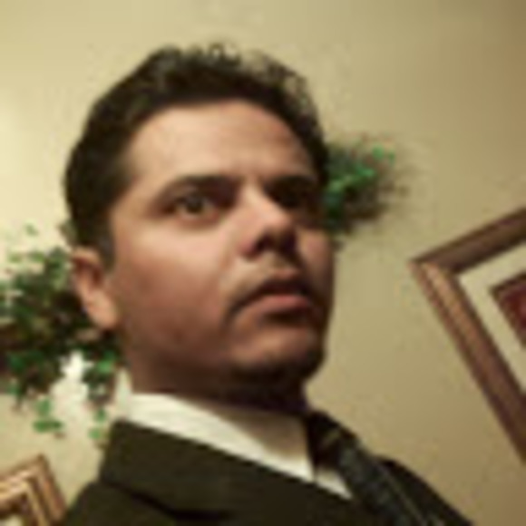 Meet your Posher, Javier - Picture 1 of 1